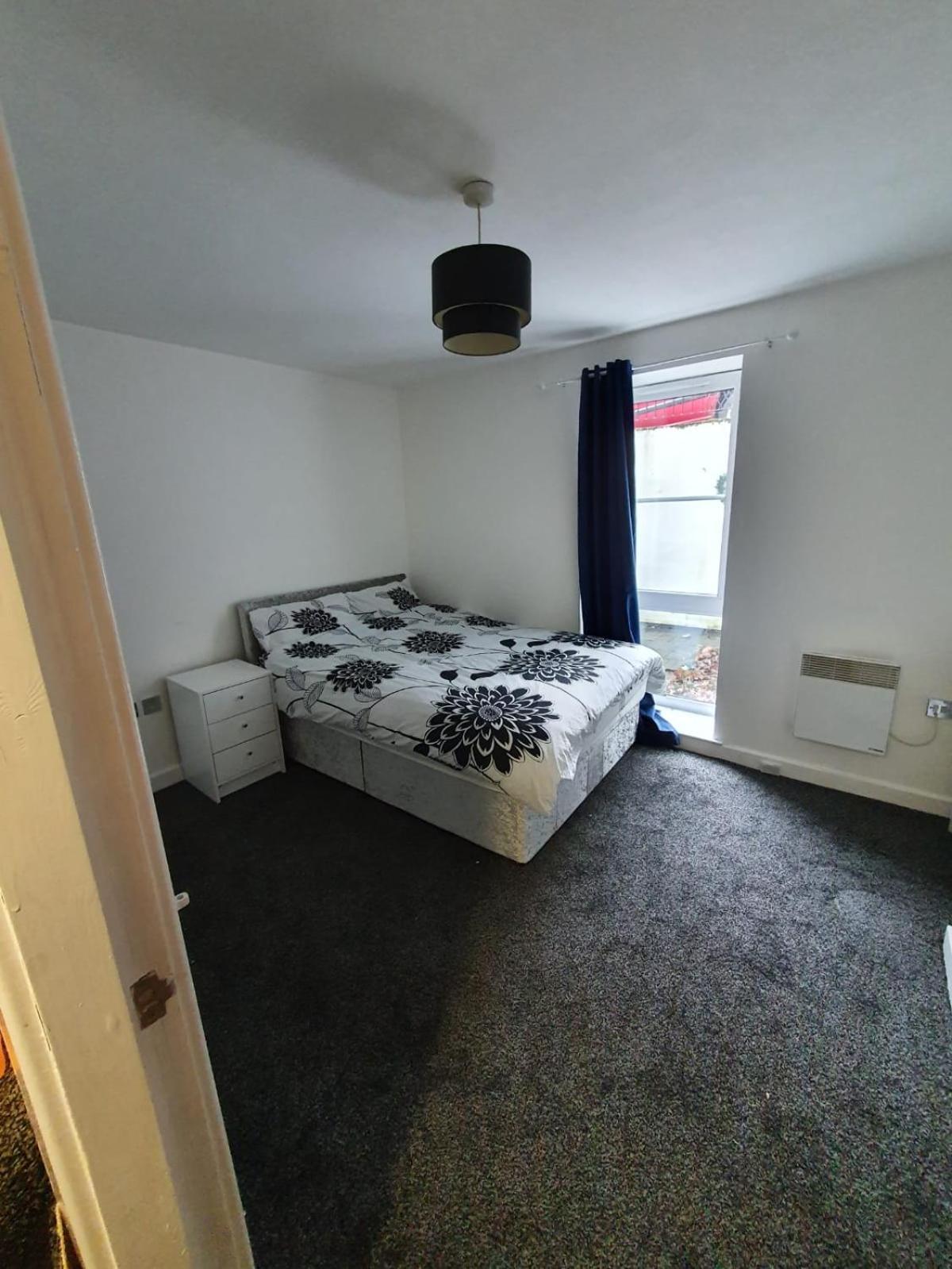 Quiet 2 Bedroom Flat In Darlington With Free Parking, Wi-Fi And More Екстер'єр фото