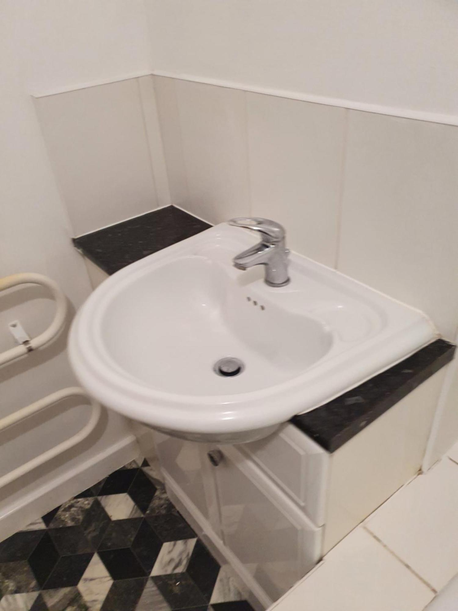 Quiet 2 Bedroom Flat In Darlington With Free Parking, Wi-Fi And More Екстер'єр фото
