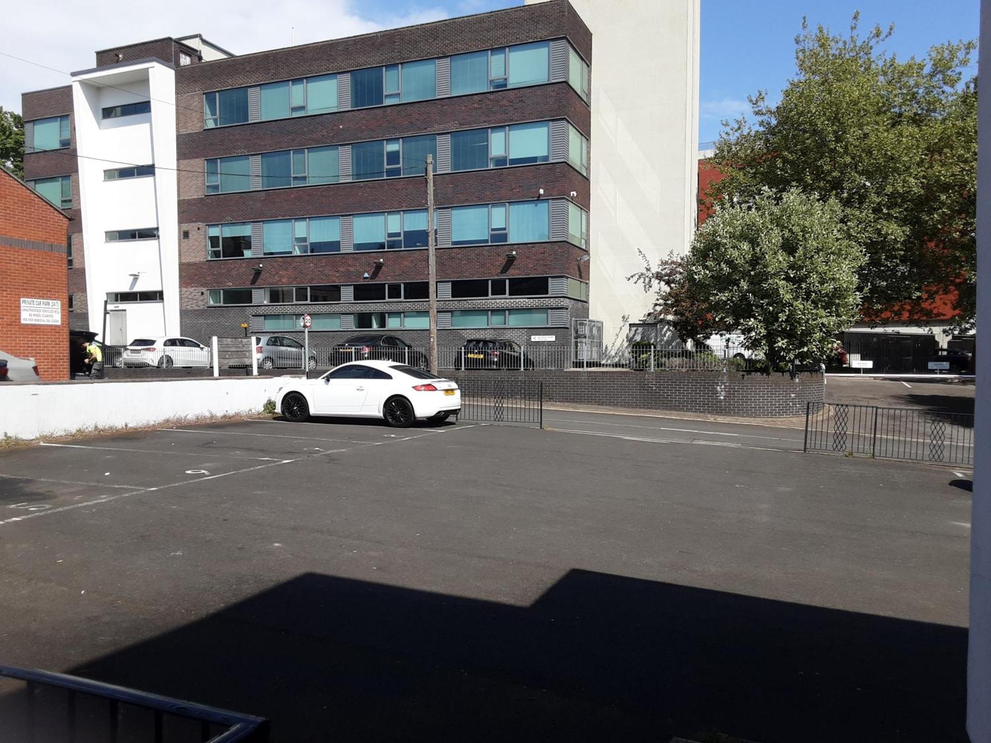 Quiet 2 Bedroom Flat In Darlington With Free Parking, Wi-Fi And More Екстер'єр фото