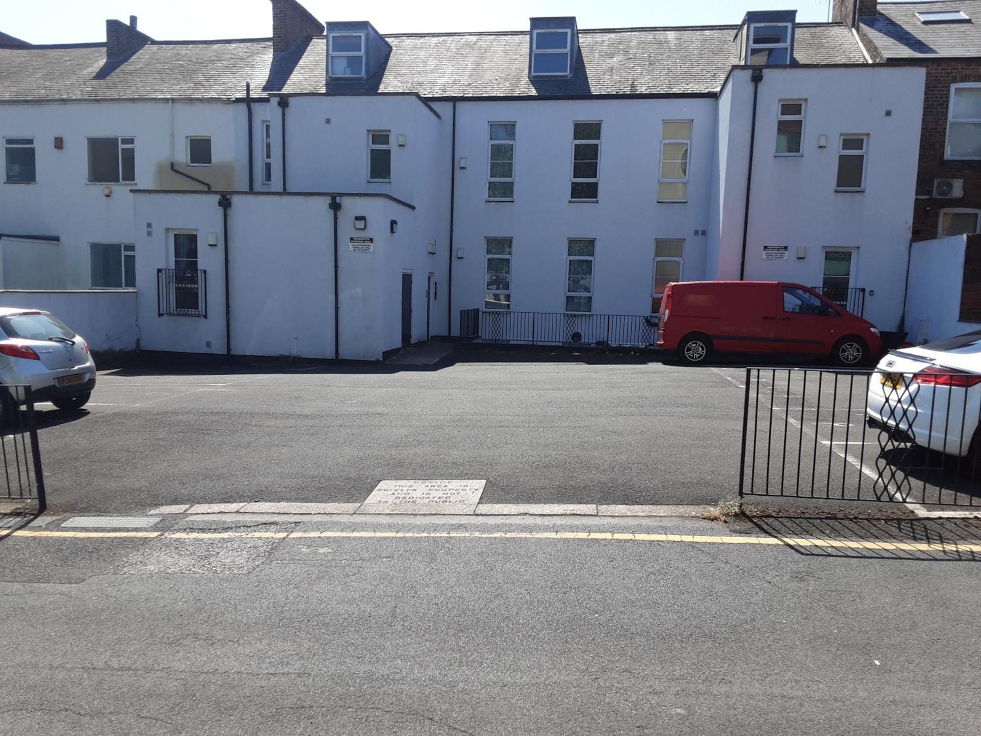 Quiet 2 Bedroom Flat In Darlington With Free Parking, Wi-Fi And More Екстер'єр фото